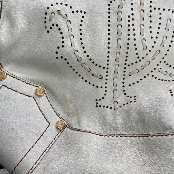 Roberto Cavalli White Engraved Large Leather Bag - Picture 11 of 11